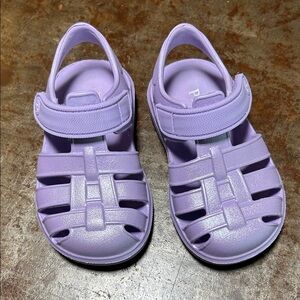 Place Fisherman’s Sandal Lilac Closed-Toe with Hook-and-Loop Strap Toddler Sz 4